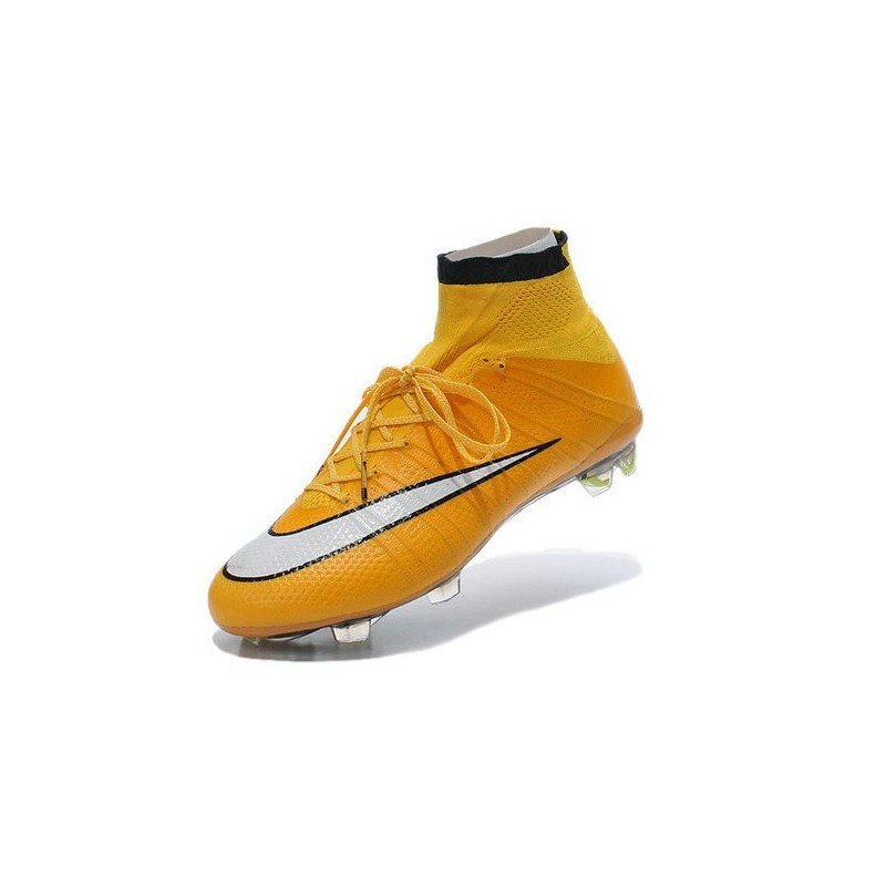 Chaussures de football enfant Taille 32 | La sélection de