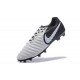 Nike Crampon de Foot Tiempo Legend 7 FG ACC Noir Blanc