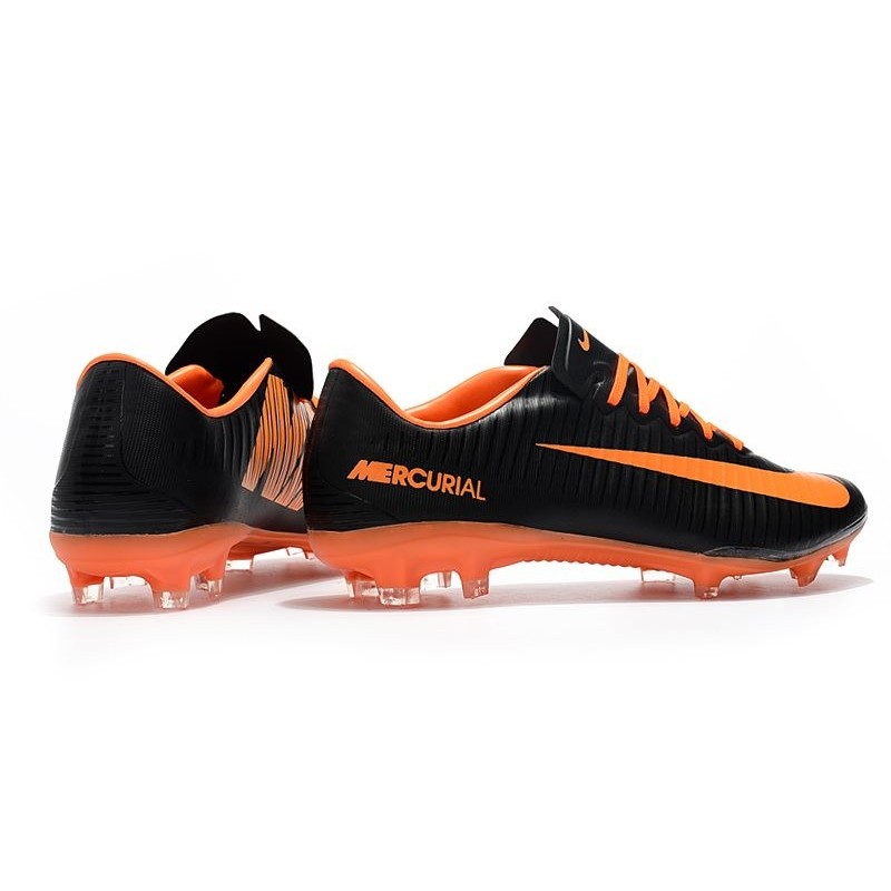 chaussure de foot nike orange